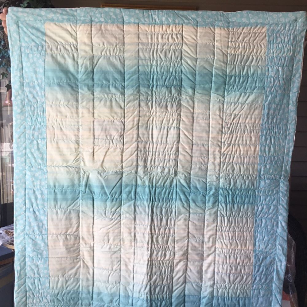 Handmade Quilt Colors of the Carolinas - Picture 14 of 16